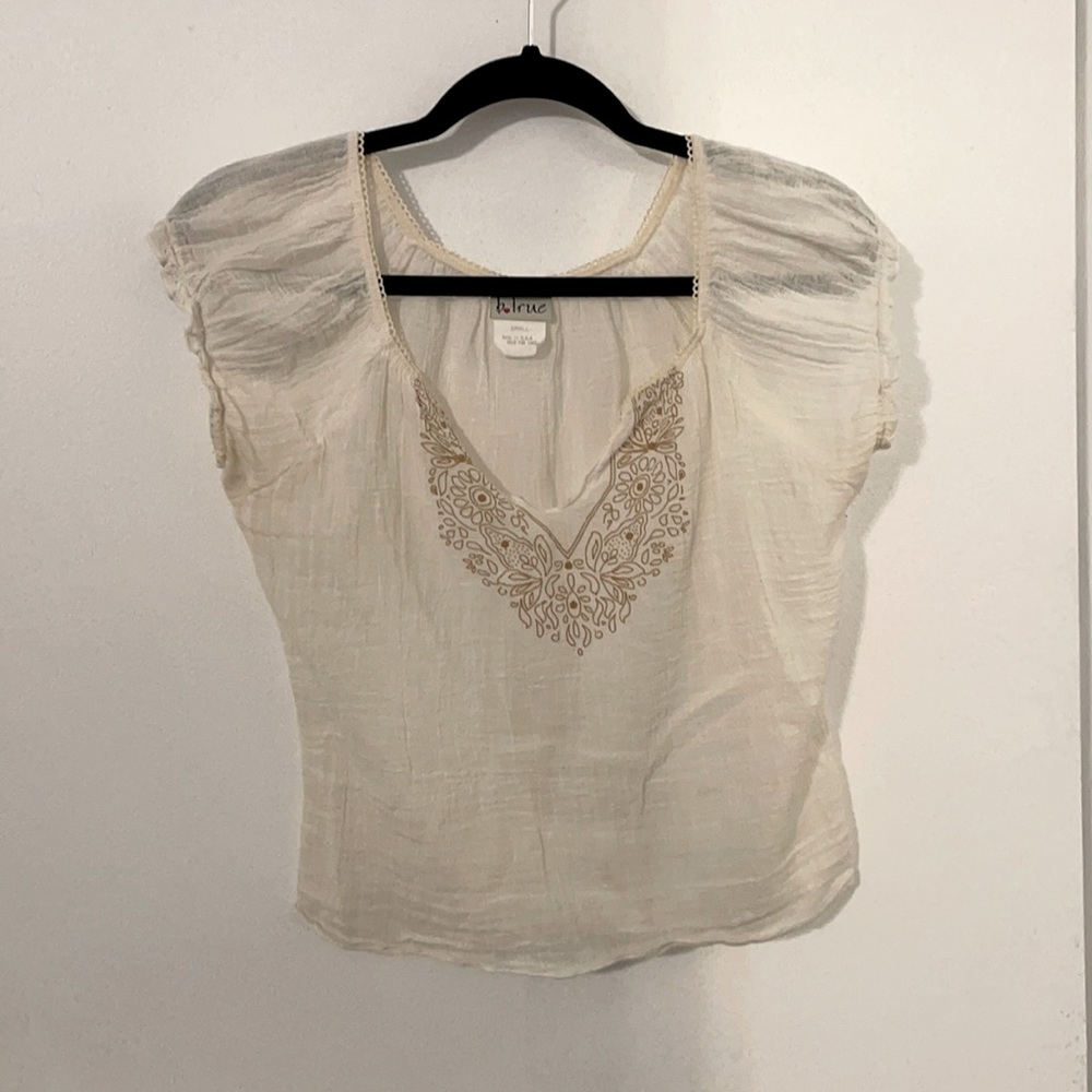 Off white top